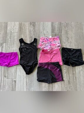 6 piece set - Kids Black Gem-Detail Swim Leotard with playground shorts